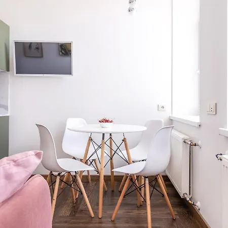 River House Апартаменты Каунас